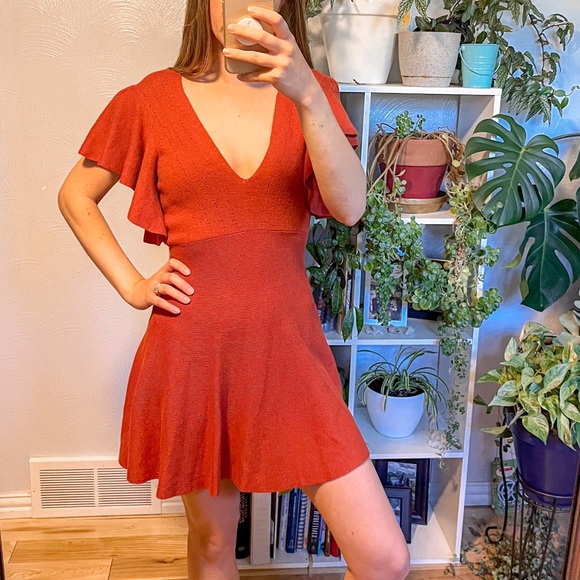 Free People Dresses & Skirts - Free People Knit Mini Dress Ruffle Sleeve V-Neck Eyelets A-Line Cotton Blend